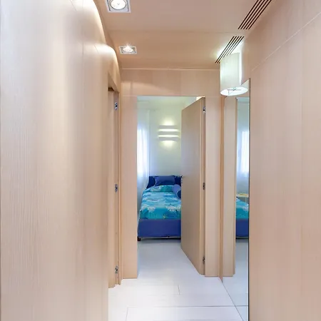 Apartment Vip 9, *