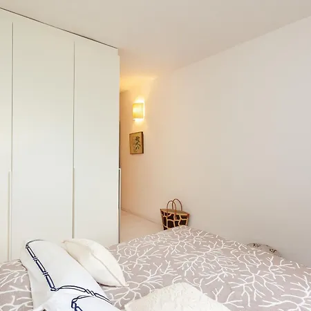 Apartment Vip 9,